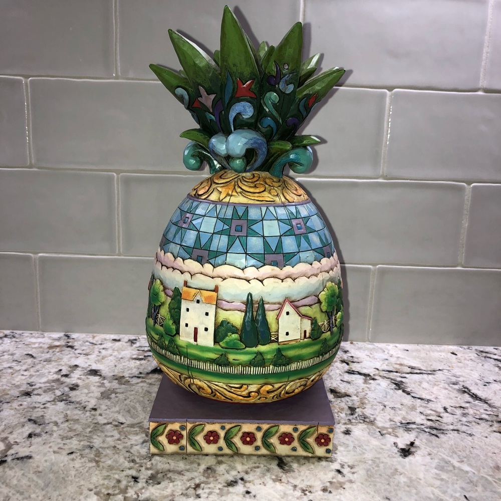 Jim Shore “Welcome all Pineapple”